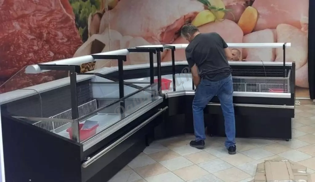 Продам новые холодильные витрины