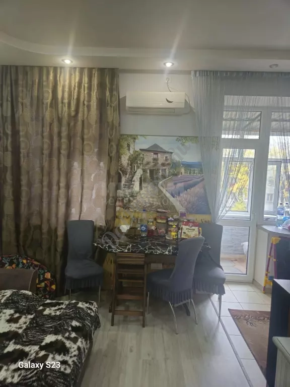 Продам 2-х комн квартиру в городе Луганск Красная Площадь