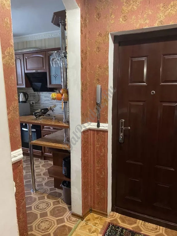 Продам 3-х комн квартиру в городе Луганск квартал Южный