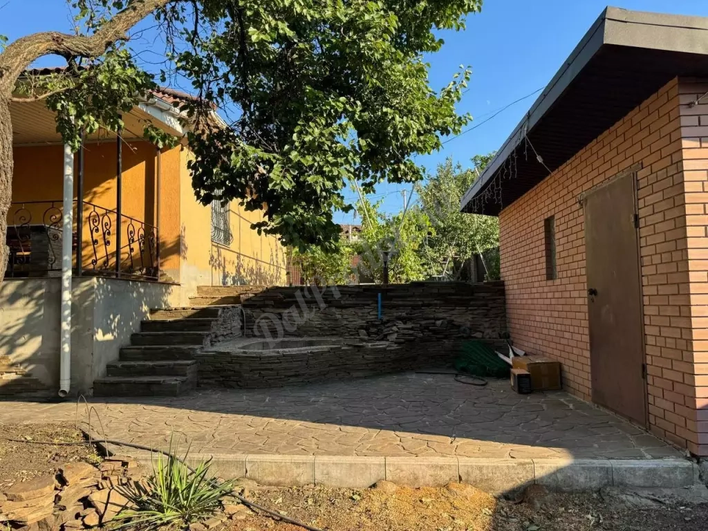 Продам дом в городе Луганск улица 2-я Мирная
