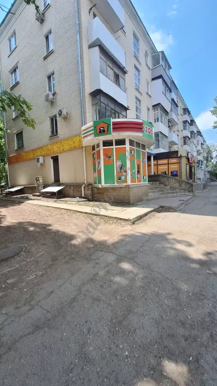 Продам 2-х комн квартиру в городе Луганск улица Курчатова