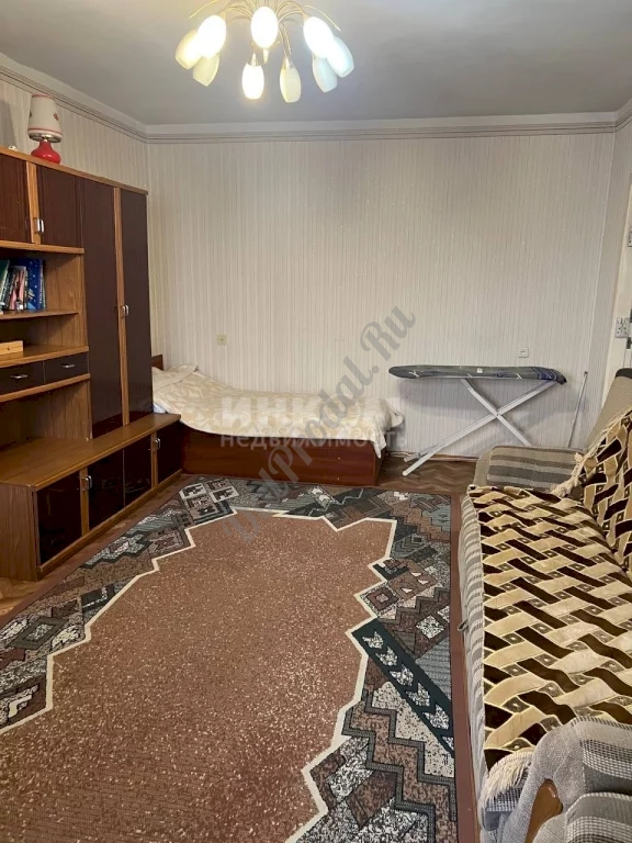 Продам 2-х комнатную квартиру с авт отоп в городе Луганск квартал Дзержинского