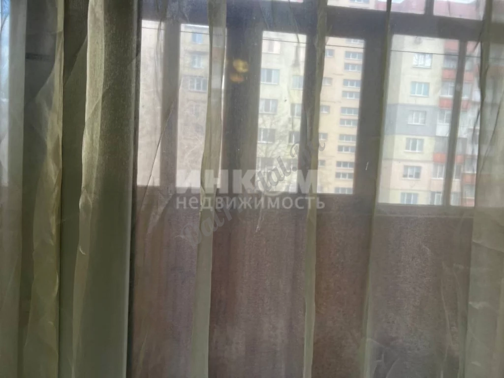 Продам 2-х комнатную квартиру с авт отоп в городе Луганск квартал Дзержинского