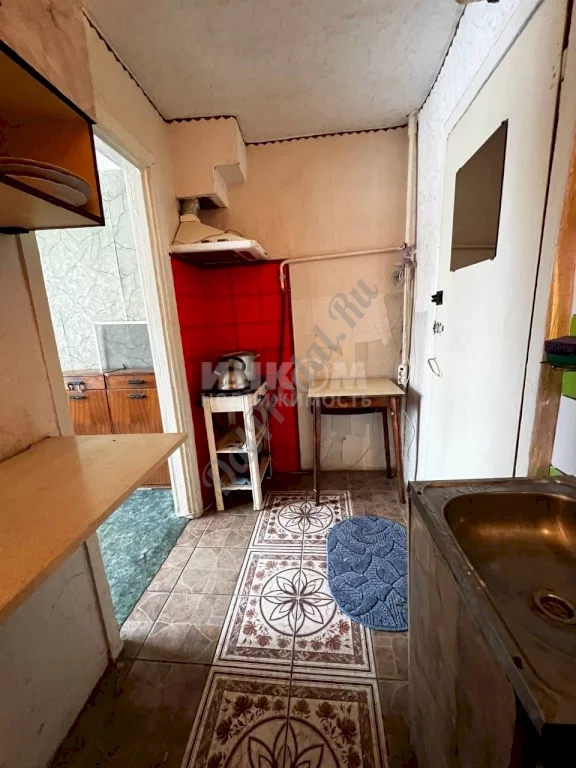Продам 1-комн квартиру 14 м2 в городе Луганск 26-й квартал
