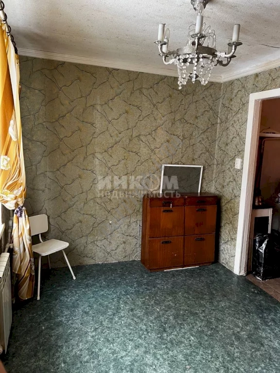 Продам 1-комн квартиру 14 м2 в городе Луганск 26-й квартал