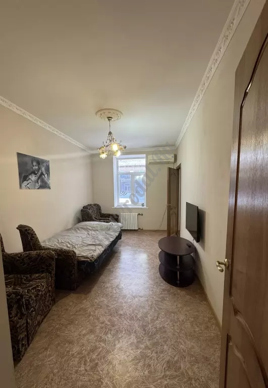 Продам 3к квартирка центре города