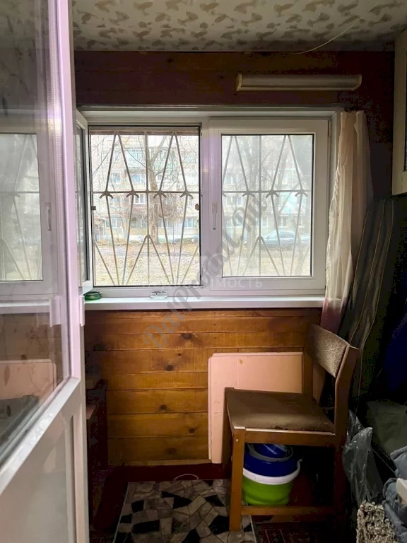 Продам 2-х комн квартиру в городе Луганск квартал Жукова