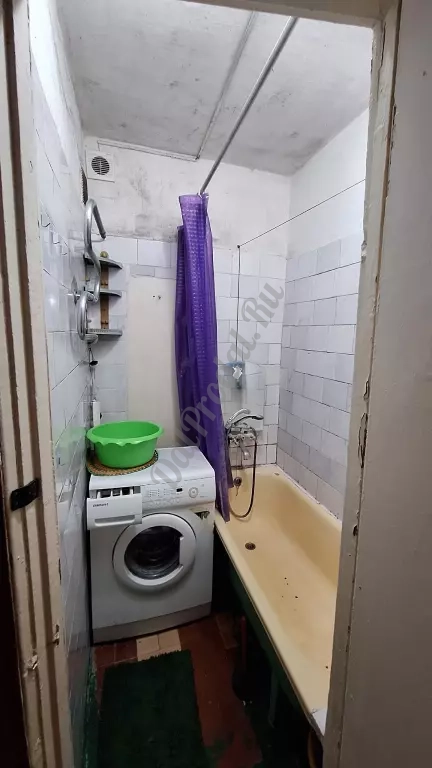 Продам 2-комн квартиру в городе Луганск улица Краснознаменная