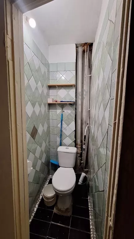 Продам 2-комн квартиру в городе Луганск улица Краснознаменная