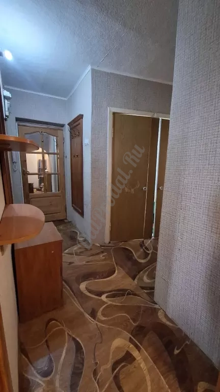 Продам 2-комн квартиру в городе Луганск улица Краснознаменная