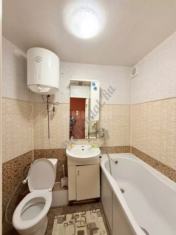 Продам 2к квартиру по ул.Клубная ,ремонт, 4/5эт