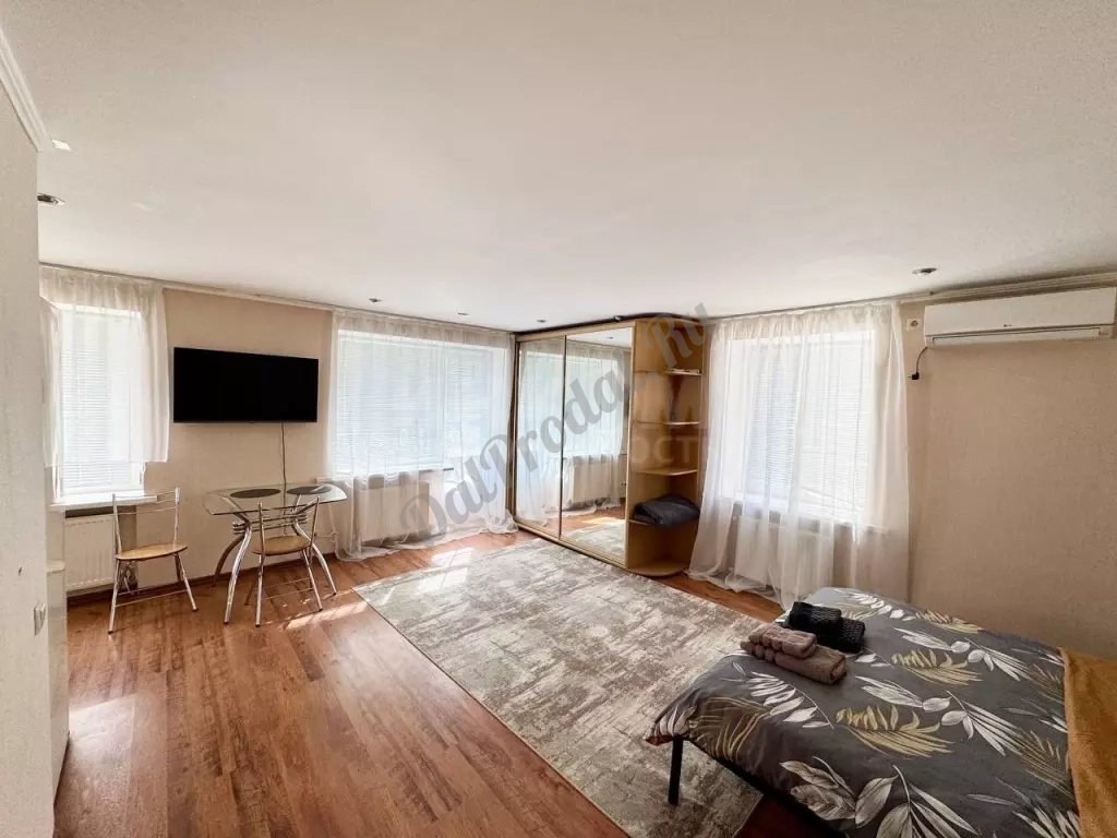 Продам 1к квартиру по ул.Херсонская ,2/5эт