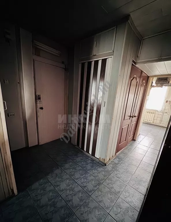 Продам 3к квартиру на кв.Комарова с а/о