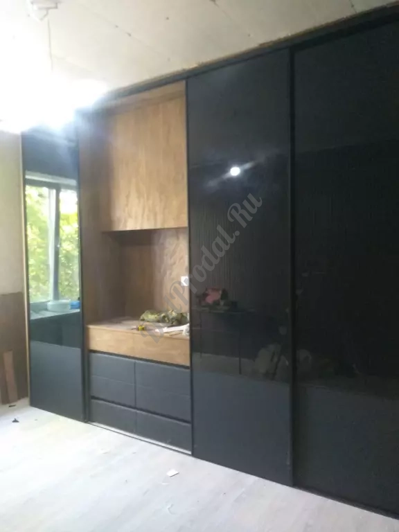 Продам 4-комн. квартиру , Городок ОР