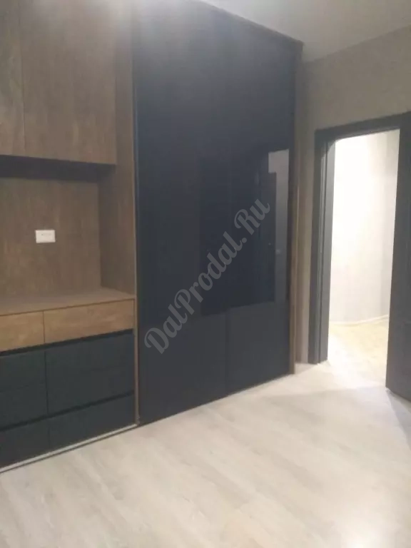 Продам 4-комн. квартиру , Городок ОР