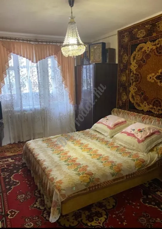 Продам 2-х комн квартиру в городе Луганск улица 50-лет Обороны Луганска