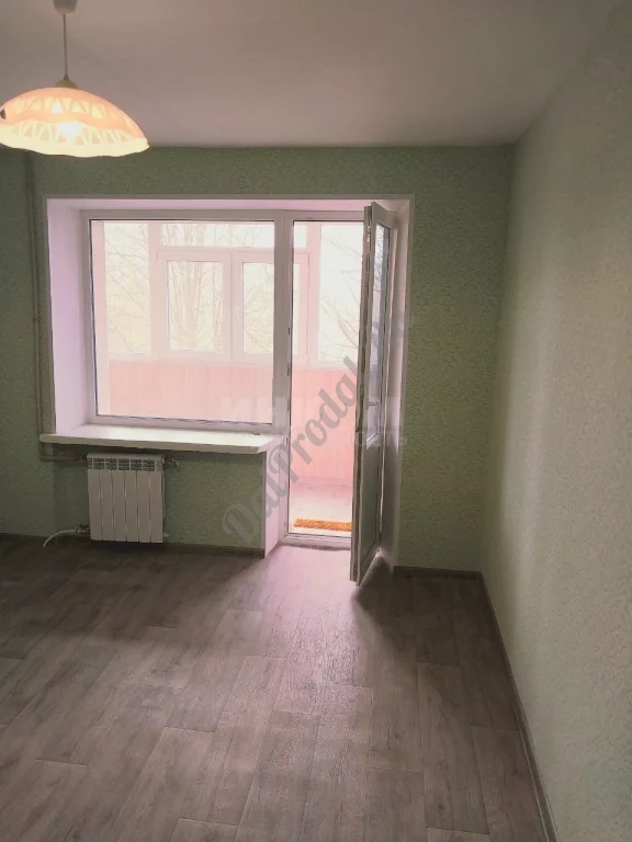 Продам 1-комн квартиру в городе Луганск квартал Восточный