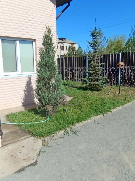 Новый 2-этажный дом с бассейном