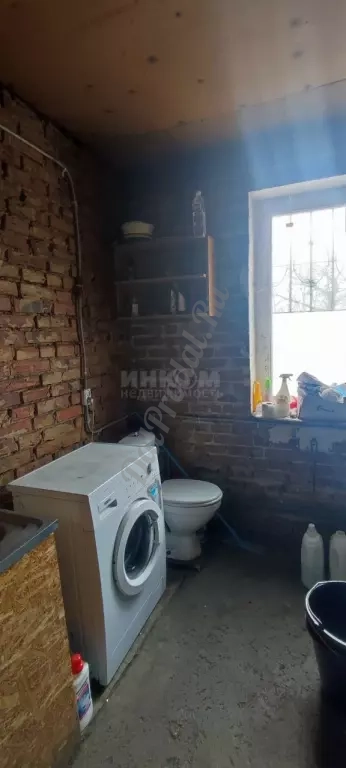 Продам 2-х этажный дом в городе Луганск район Ж/Д