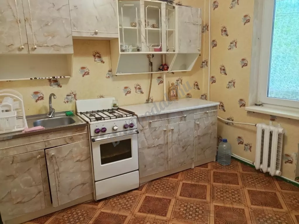 Продам 2к квартиру на Юбилейном, 3/5эт, 56м2