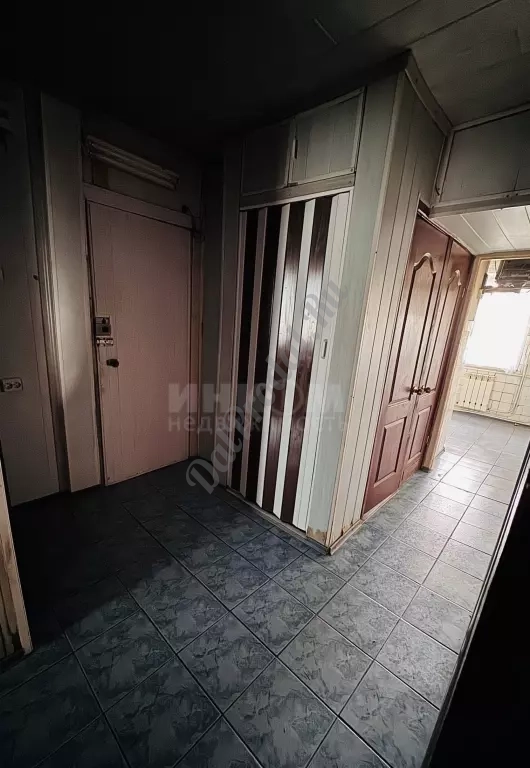 Продам 3к квартиру на кв.Комарова с а/о