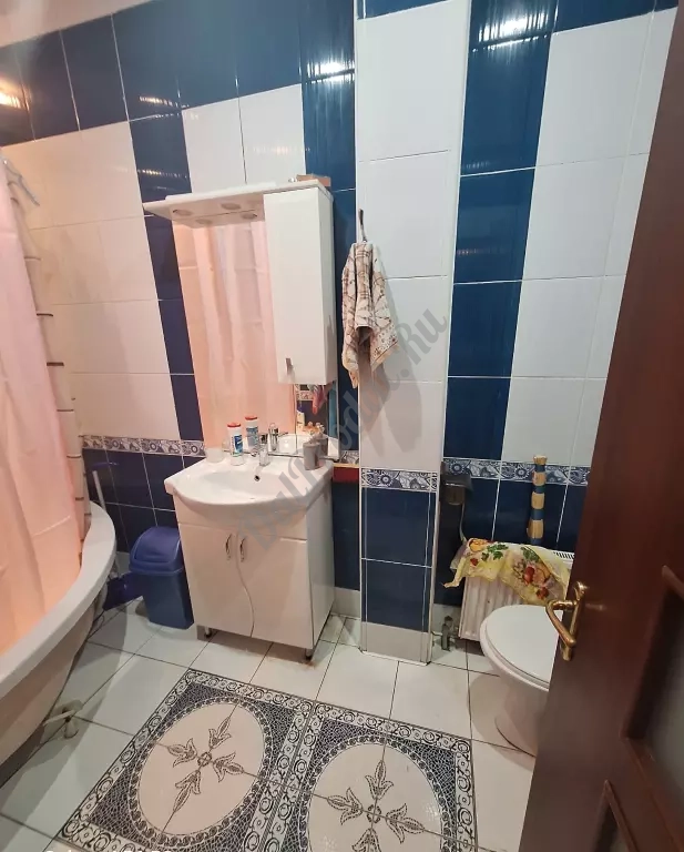 Продам 3-х комн квартиру с авт отоп в городе Луганск городок Острая Могила