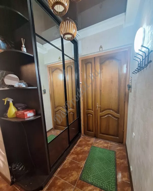 Продам 3-х комн квартиру с авт отоп в городе Луганск городок Острая Могила