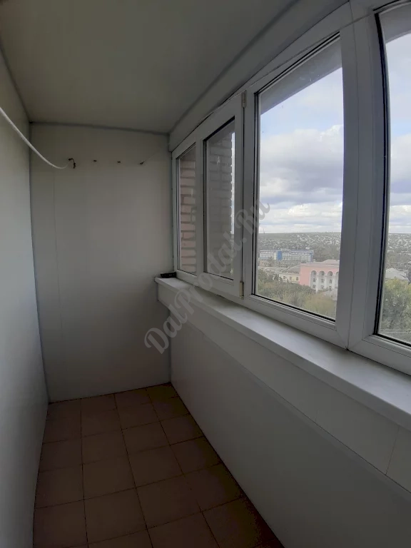 Продажа квартиры, 4 комнаты, 103 м², агент