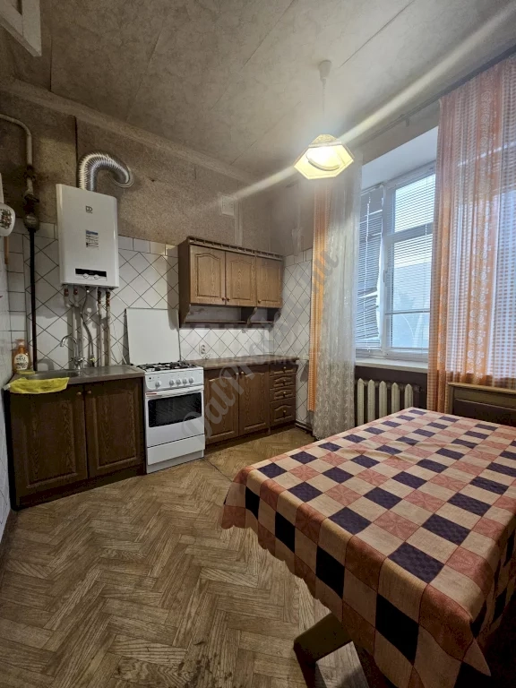 Продам 3-х комн квартиру с авт отоп в городе Луганск улица Владимира Шевченко