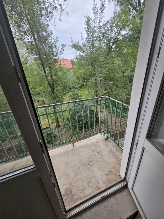 Продам 3-х комн квартиру с авт отоп в городе Луганск улица Владимира Шевченко