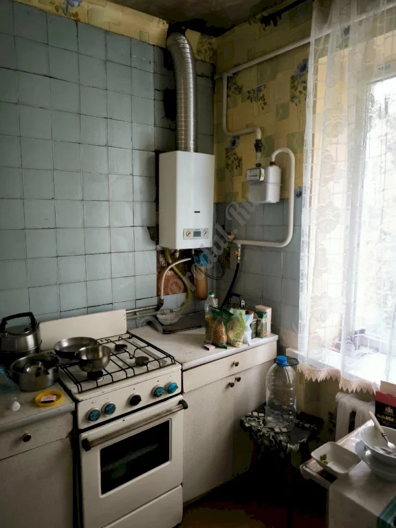 Продам 2-х комн квартиру в городе Луганск улица Курчатова