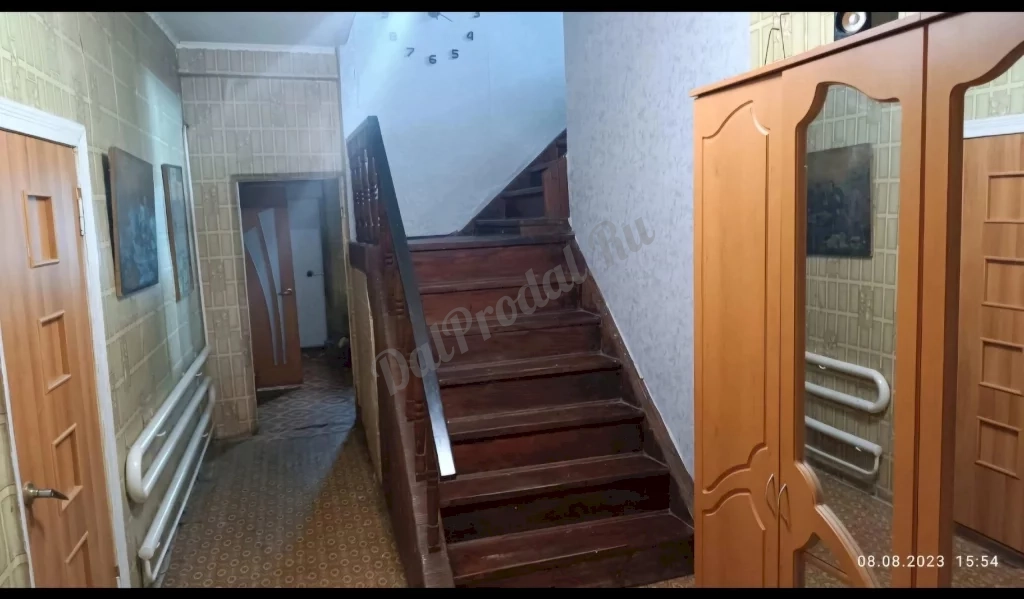 Продам 2-х этажный дом 500 м2 в городе Луганск улица Танковая