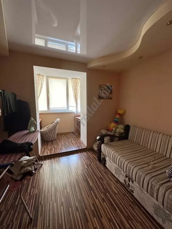 Продам квартиру 80 м2 в городе Луганск улица 2-я Краснознаменная