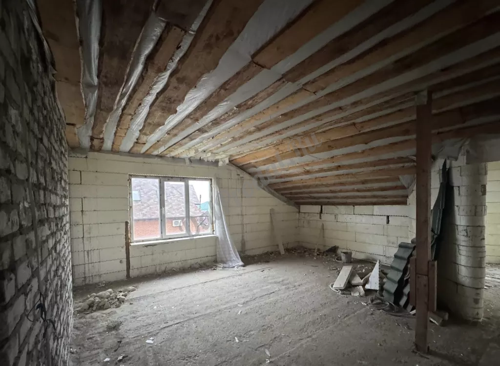 Продам дом на Видном 200м2