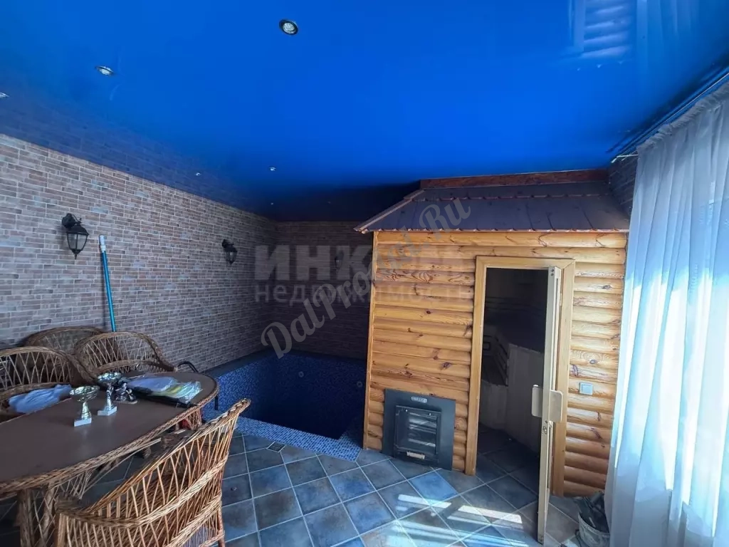 Продам дом рн Владимирского собора 195м2