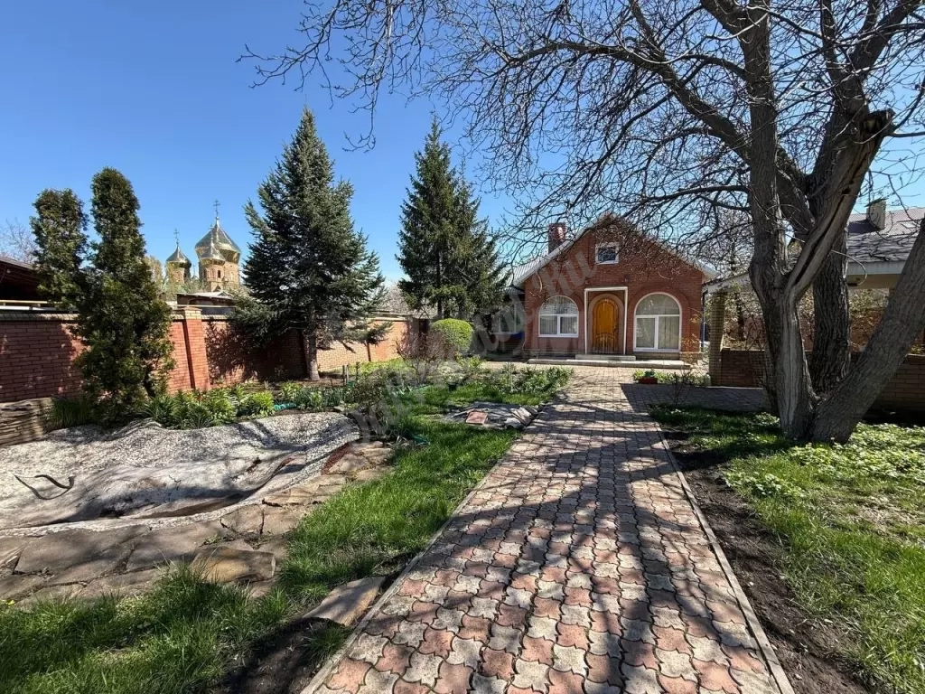 Продам дом рн Владимирского собора 195м2