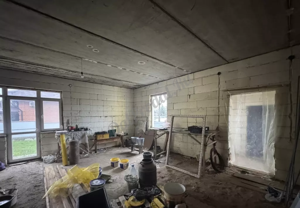 Продам дом на Видном 200м2