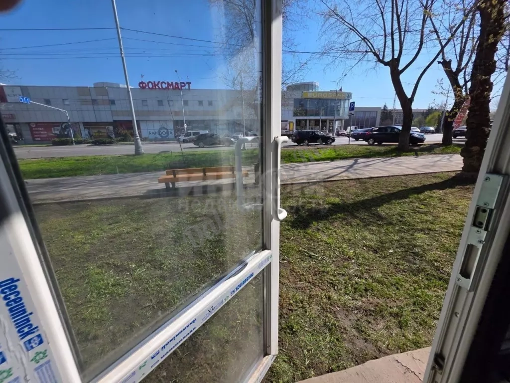 Продам нежилое помещение по ул.Оборонная