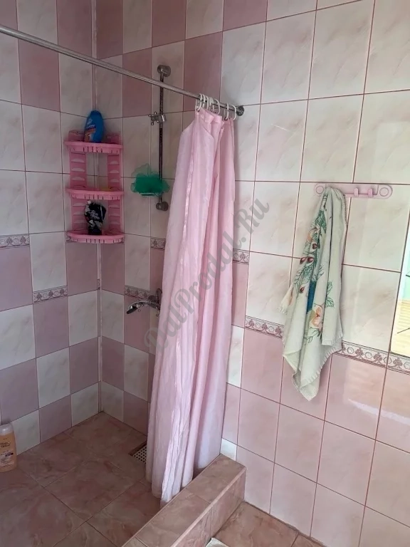 Продам дом 181 м2 в городе Луганск улица Щорса
