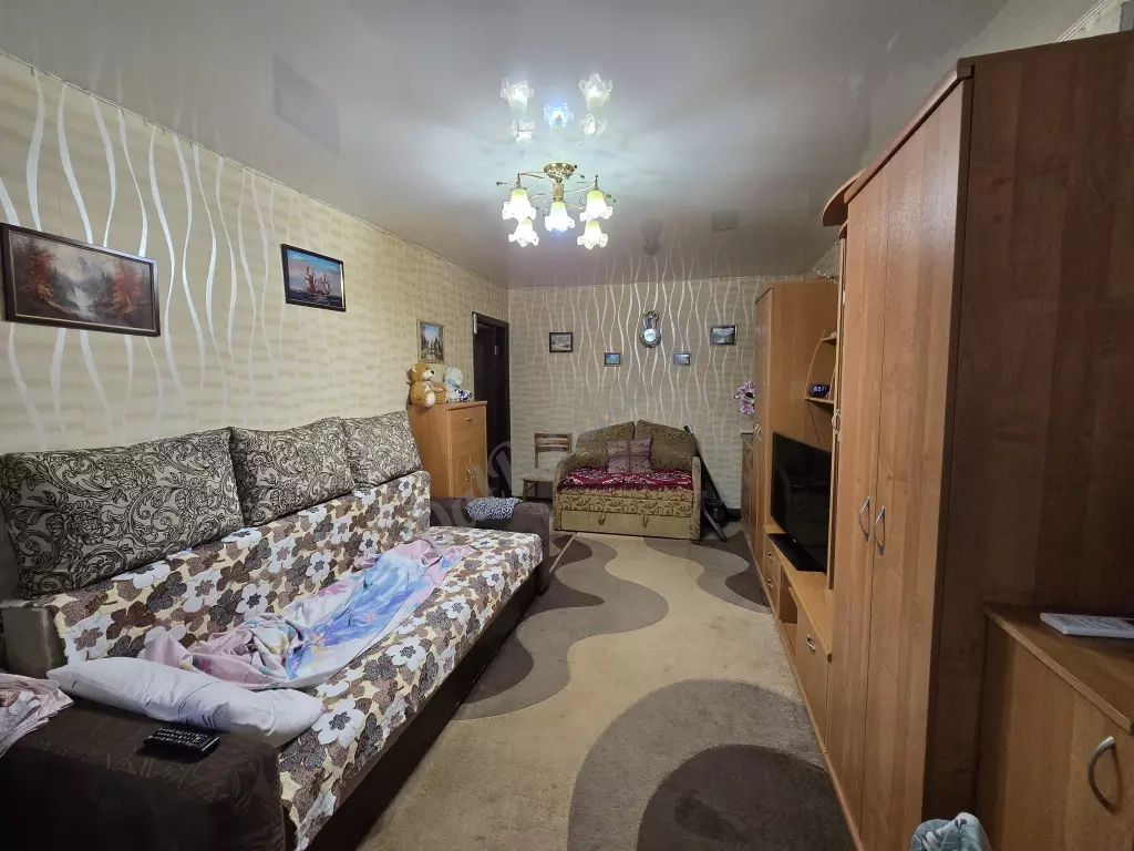 Продам 2к кв. 50 лет Октября, 1/5 эт