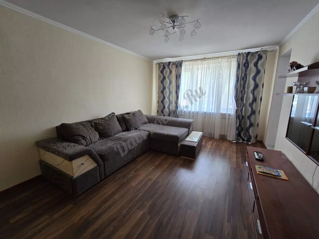 Продам 3к квартиру. Дзержинского, 1/12 эт