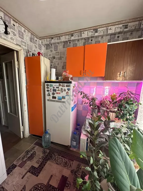 Продам 2-х комн квартиру в городе Луганск улица Крапивницкого