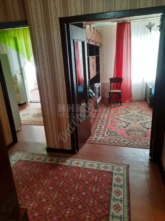 Продам 1-комн квартиру в городе Луганск квартал Мирный