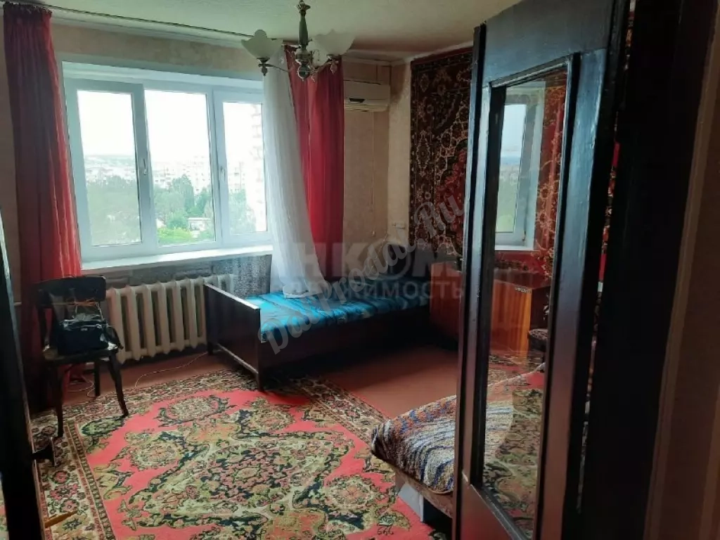 Продам 1-комн квартиру в городе Луганск квартал Мирный