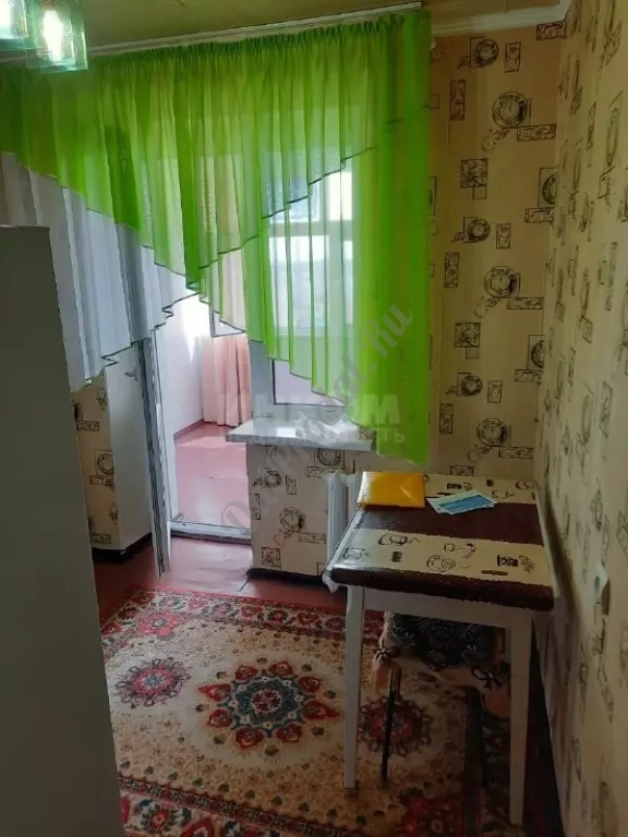 Продам 1-комн квартиру в городе Луганск квартал Мирный