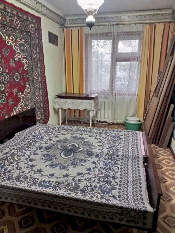 Продам 4-х комн квартиру с авт отоп в городе Луганск квартал Солнечный