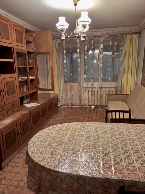 Продам 4-х комн квартиру с авт отоп в городе Луганск квартал Солнечный
