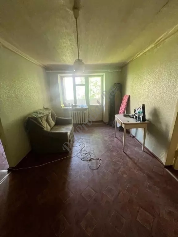 Продам 2-х комн квартиру в городе Луганск улица Звейнека