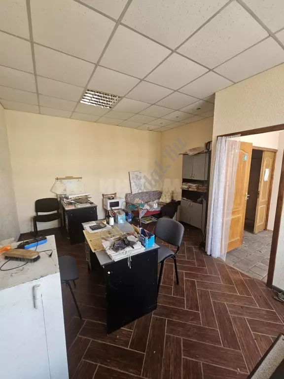 Продам Базу 958 м2 в городе Луганск Каменнобродский район