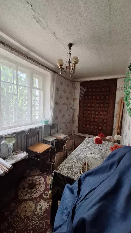 Продам 2-х комн квартиру в Центре города Луганск улица Курчатова